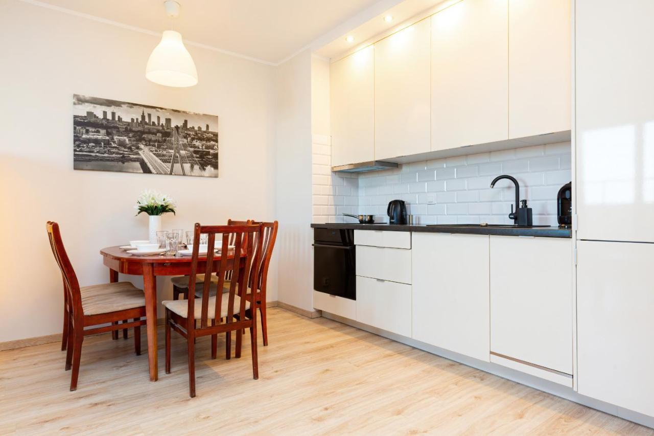 Apartamenty Bliska Praga By Noclegi Renters وارسو المظهر الخارجي الصورة