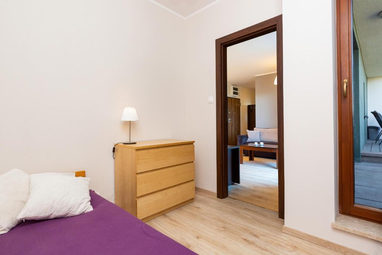 Apartamenty Bliska Praga By Noclegi Renters وارسو المظهر الخارجي الصورة